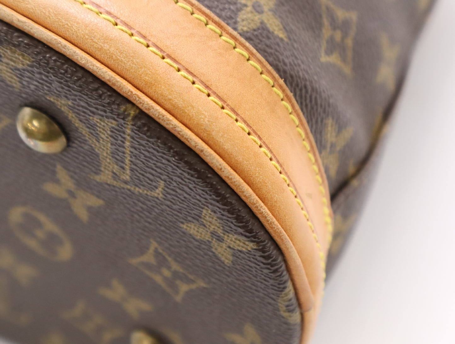 LOUIS VUITTON M42238 Monogram Bucket PM Handbag