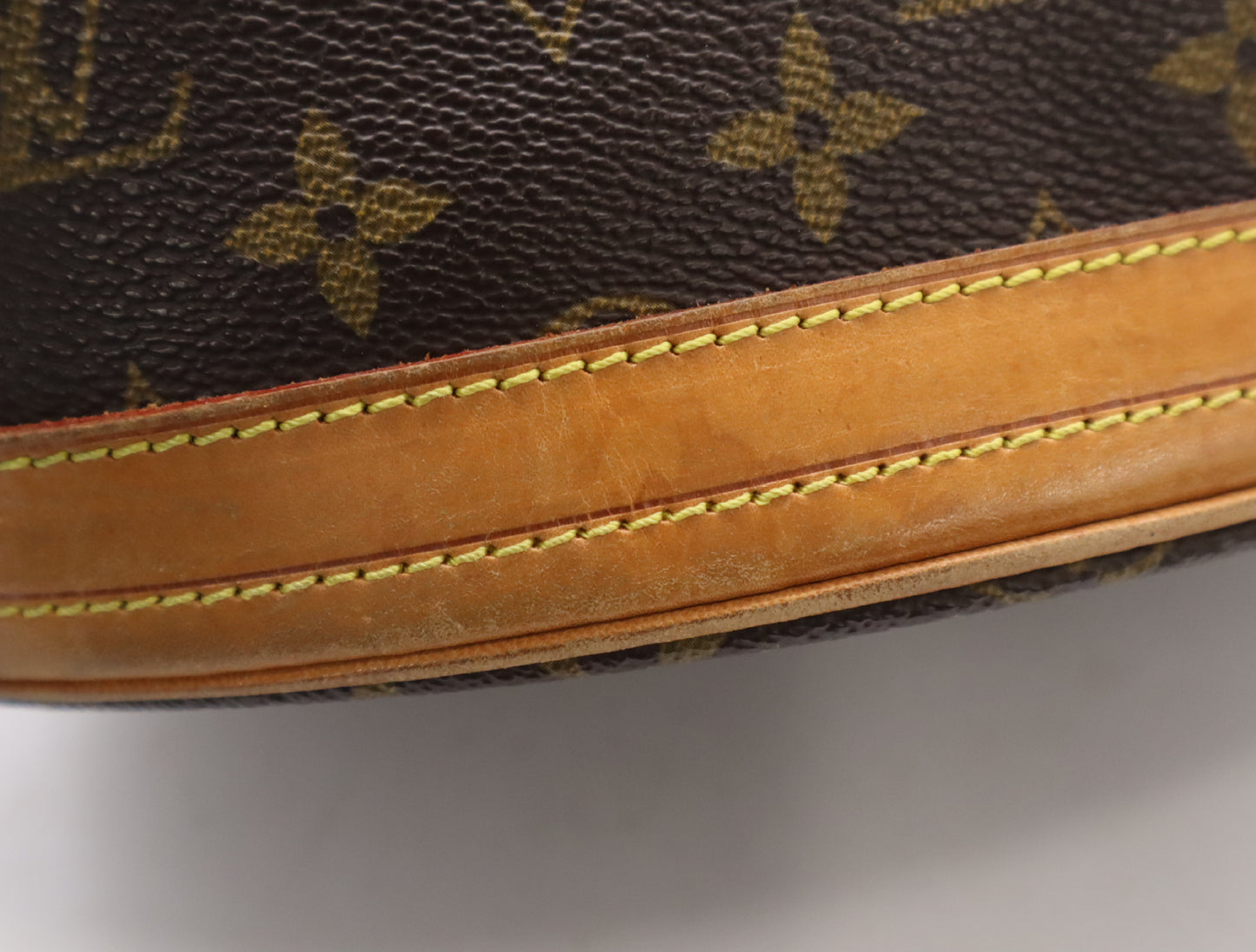 LOUIS VUITTON M42238 Monogram Bucket PM Handbag