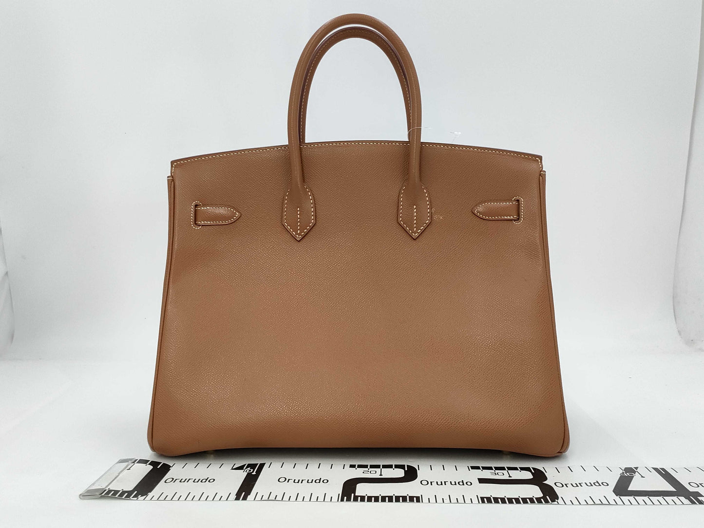 HERMES Birkin 35 Handbag, □H Stamp, 2005, Gold Hardware, Brown, Cloche, Cadena, and 2 Keys