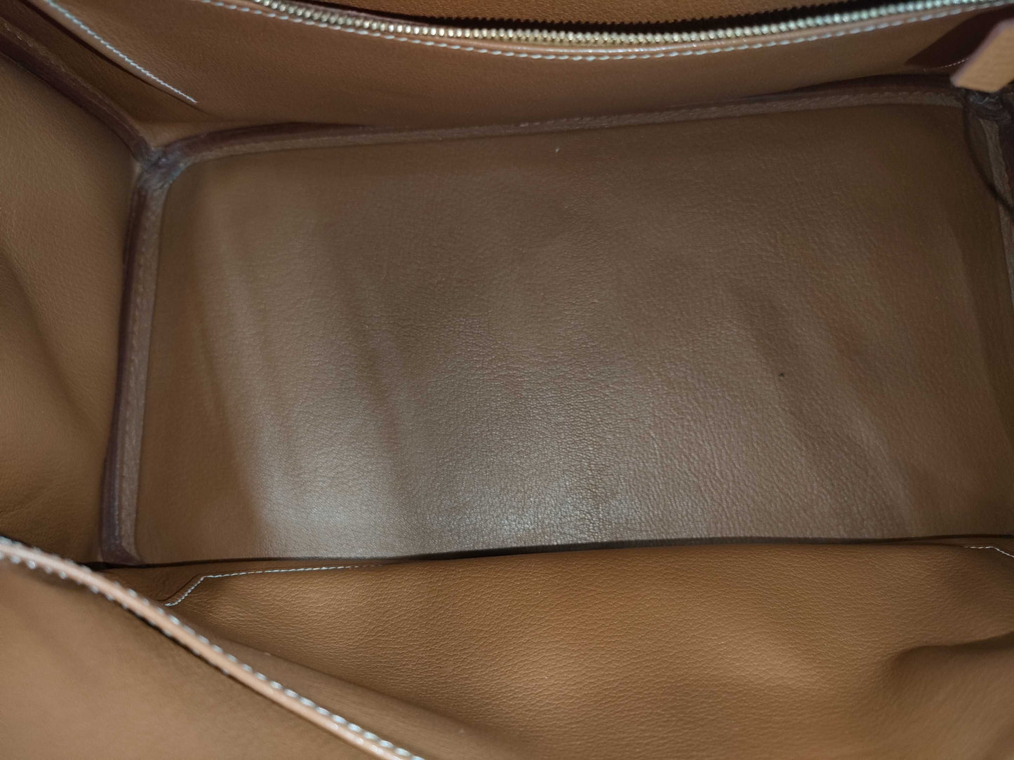 HERMES Birkin 35 Handbag, □H Stamp, 2005, Gold Hardware, Brown, Cloche, Cadena, and 2 Keys