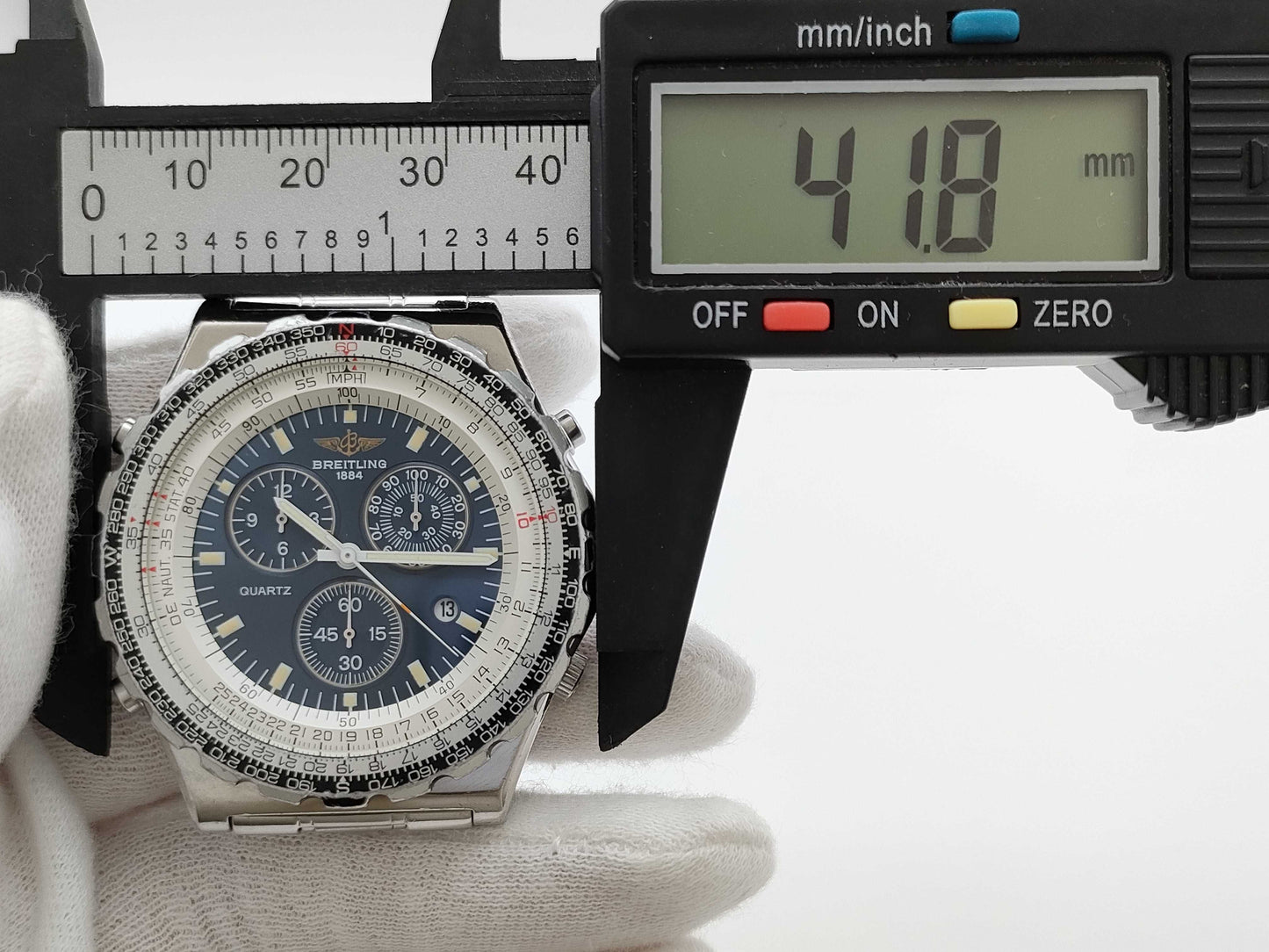 BREITLING A59028 1049 Quartz Men's Watch