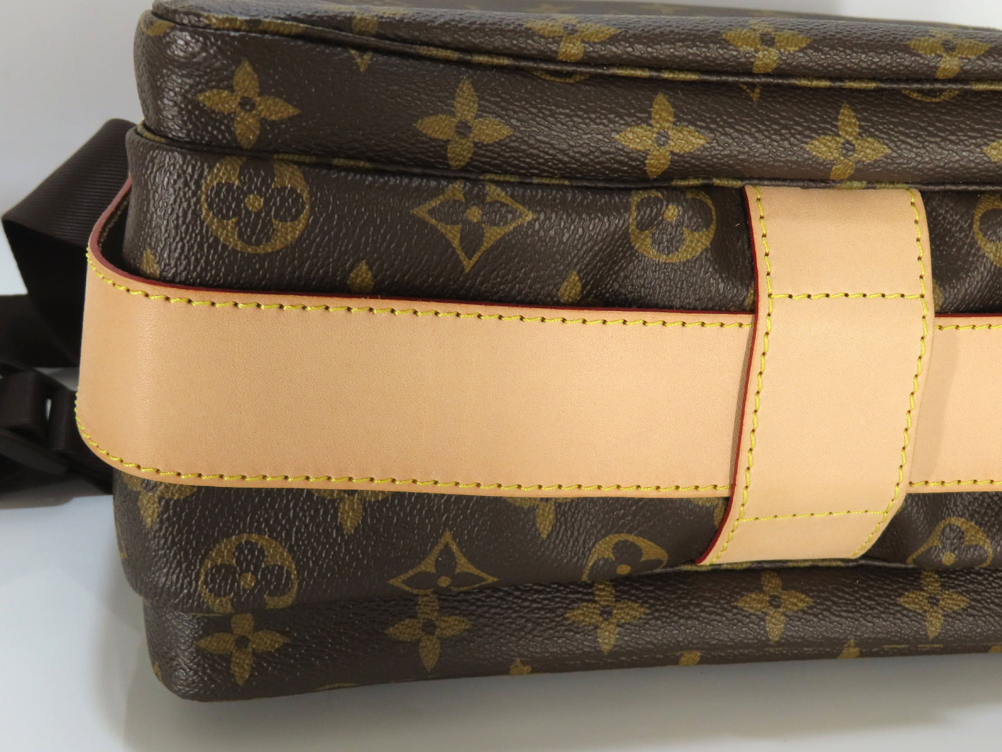 LOUIS VUITTON Monogram Special Order LV Naviglio Monogram M50205 Shoulder Bag with Box