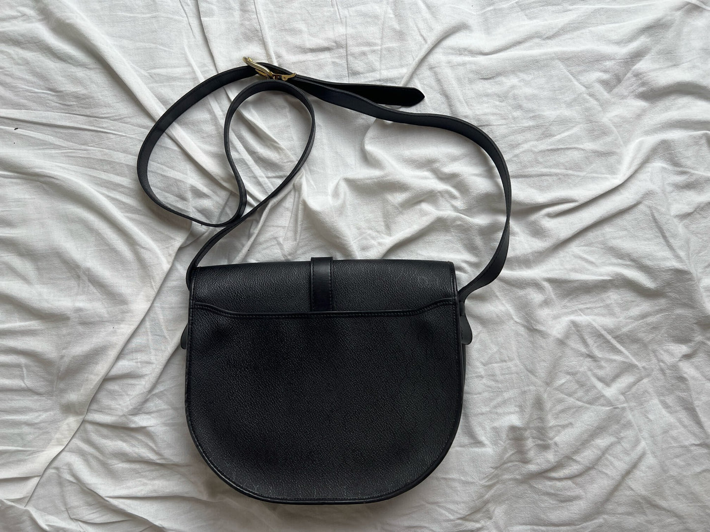 Dior Honeycomb Trotter Shoulder Bag in Black