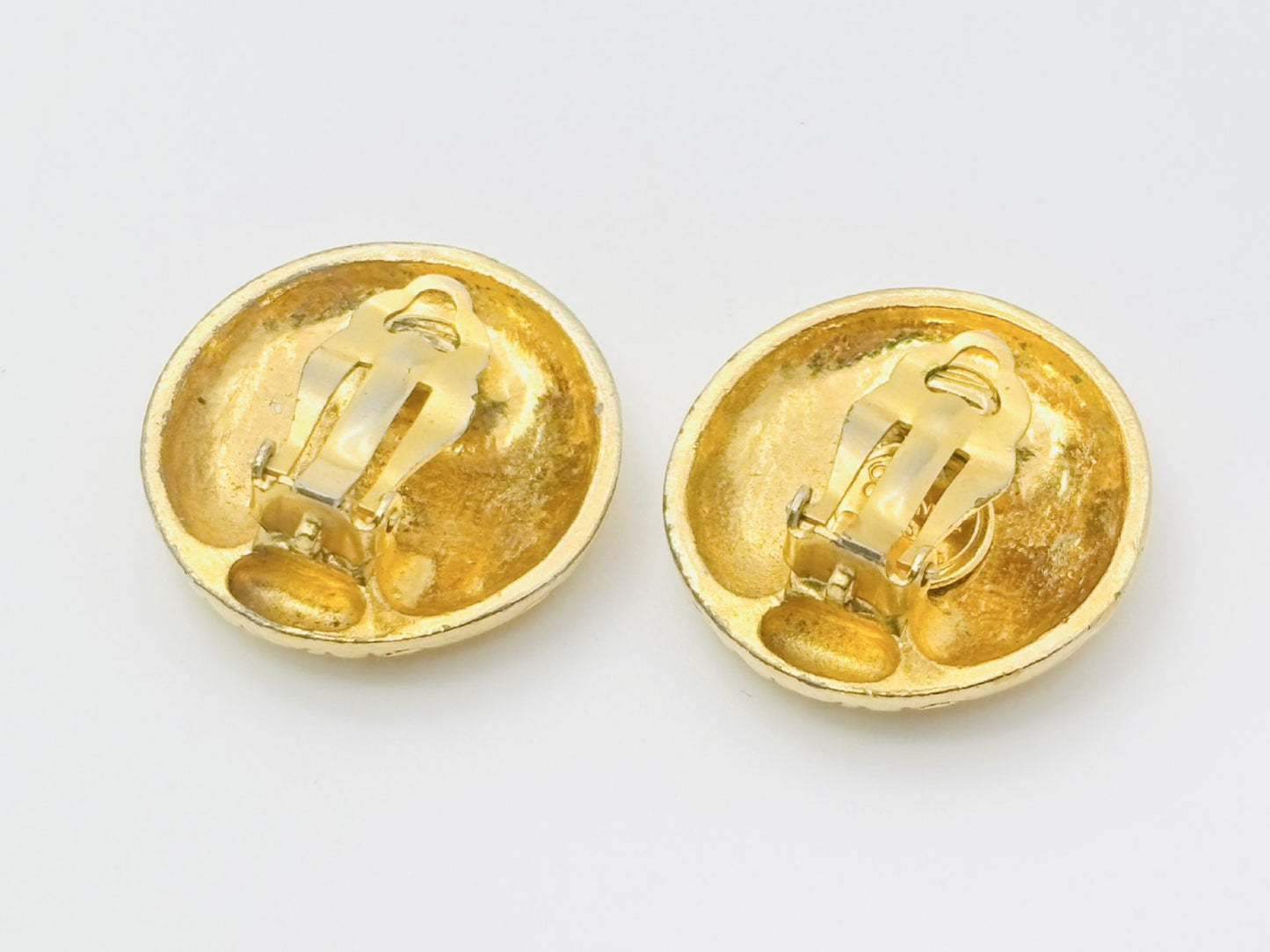 CHANEL Mademoiselle Earrings with Rice