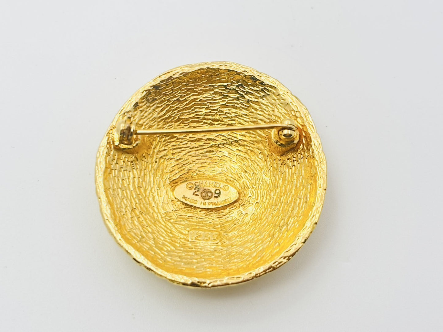 CHANEL Coco Mark Round 29/1259 with Comments Mesh Braided Brooch