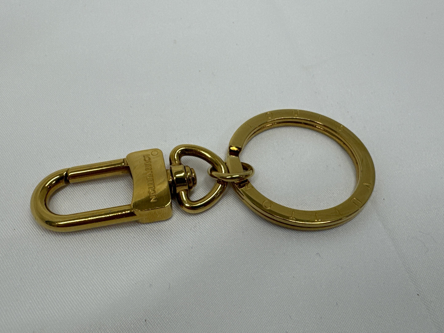 LOUIS VUITTON Anocre Keychain Gold Key Case/Keychain