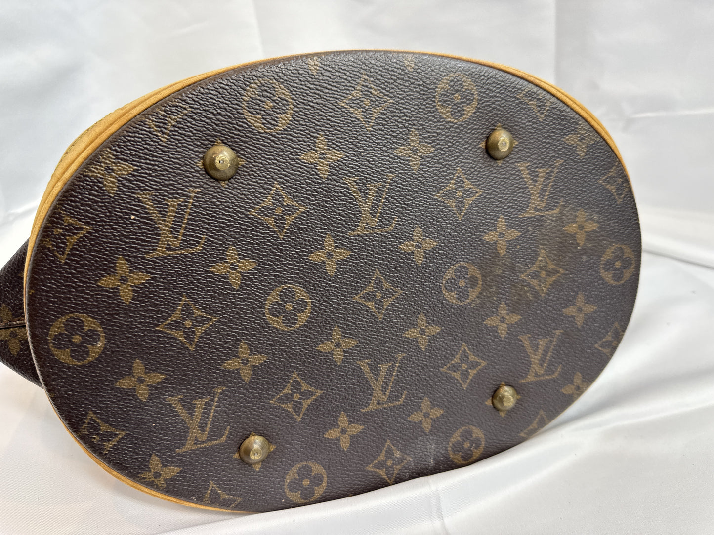LOUIS VUITTON Monogram Bucket GM Tote Bag