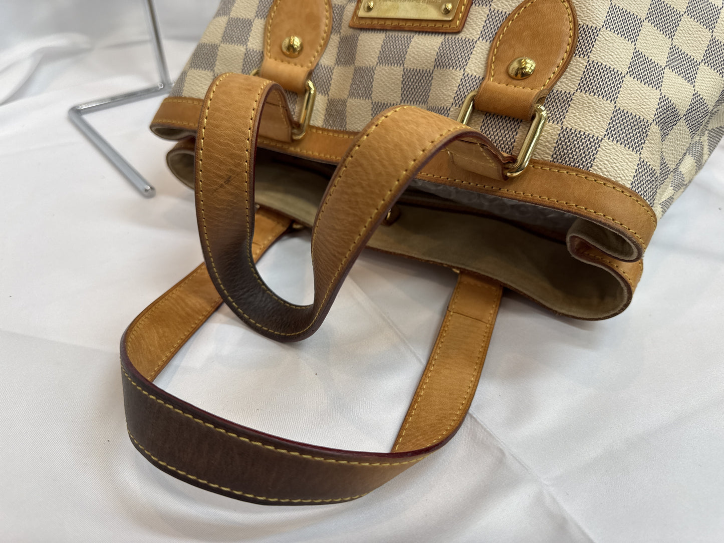LOUIS VUITTON Hampstead MM Damier Azur Handbag