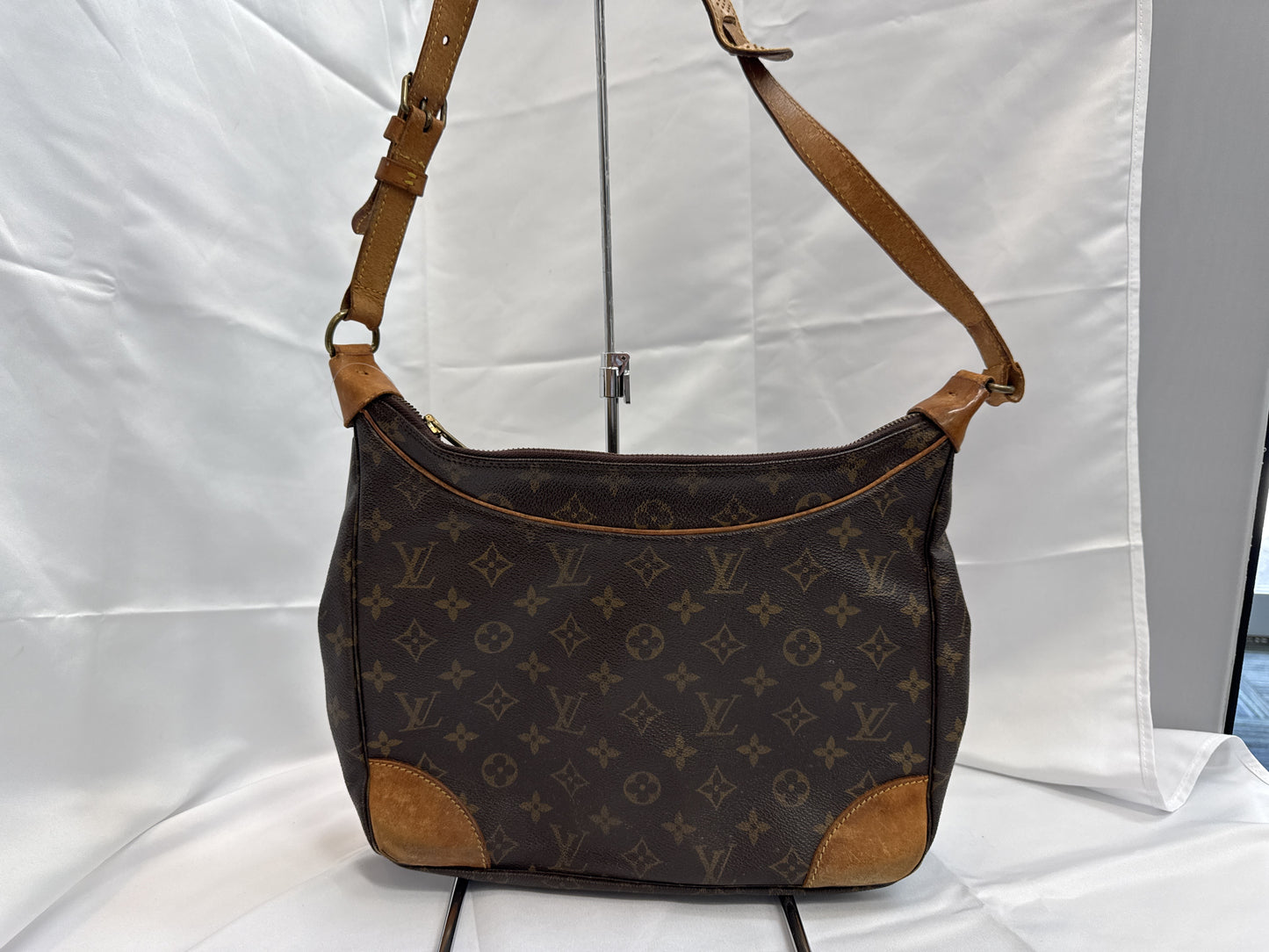 LOUIS VUITTON M51265 Monogram Boulogne 30 Shoulder Bag
