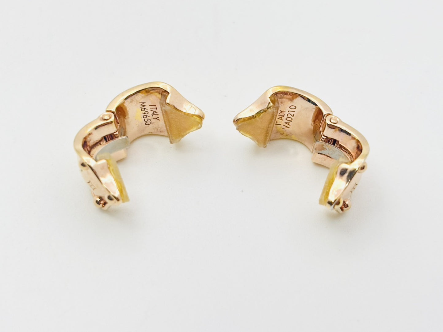 LOUIS VUITTON M69650 Boucle de Reuille Nanogram Pink Gold Earrings