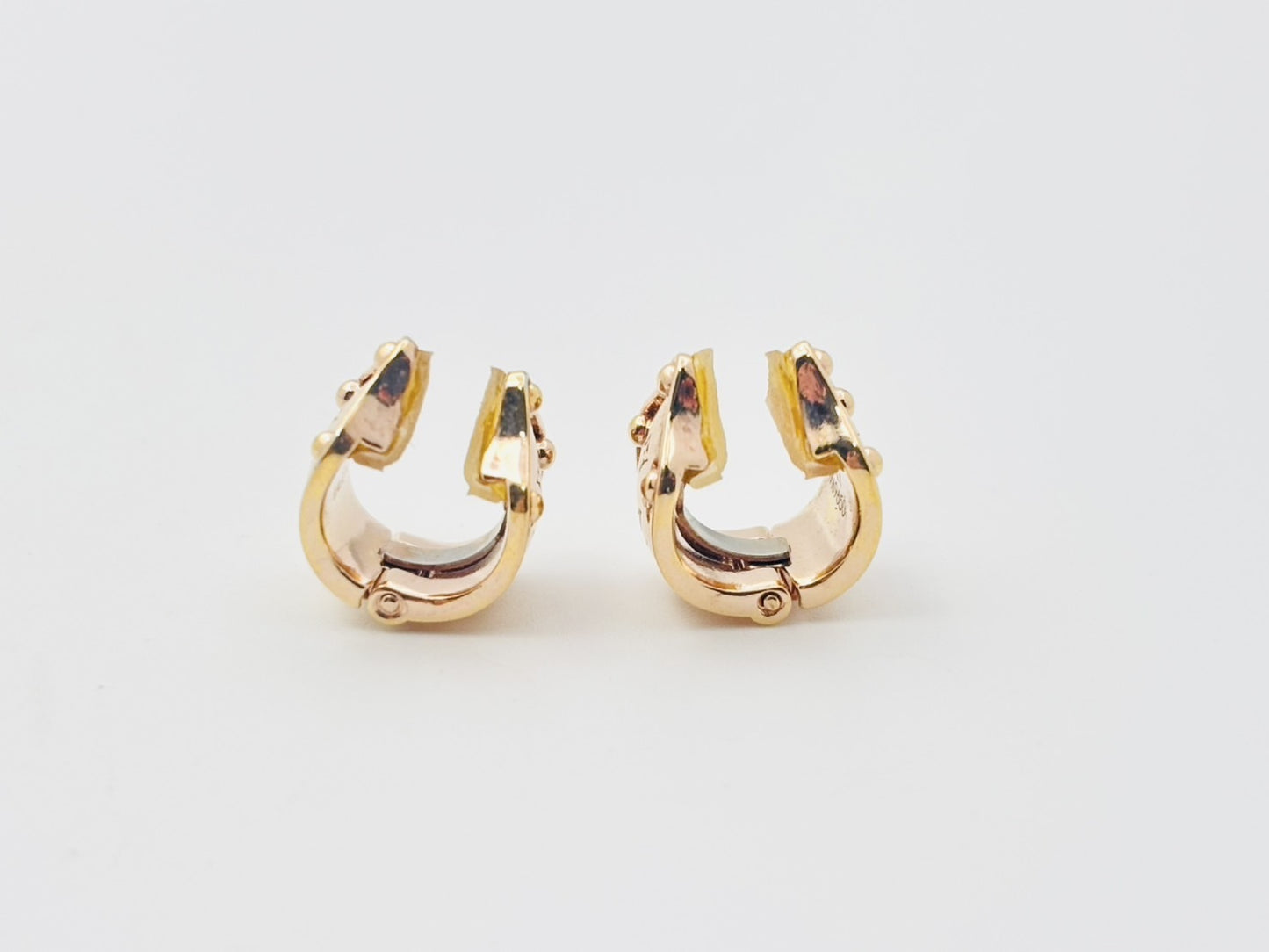 LOUIS VUITTON M69650 Boucle de Reuille Nanogram Pink Gold Earrings
