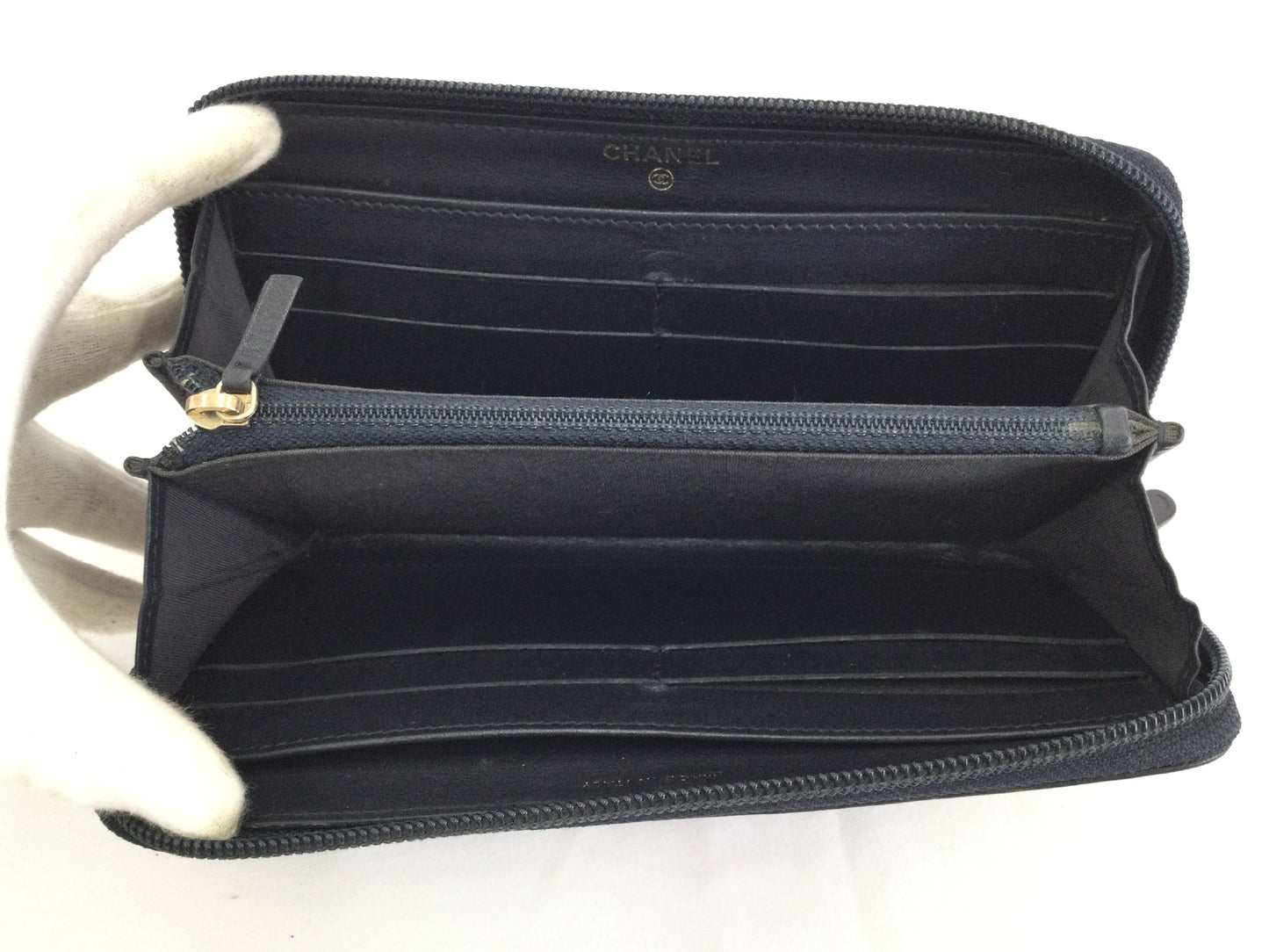 CHANEL Caviar Coco Mark Leather Black Long Wallet with Round Zipper