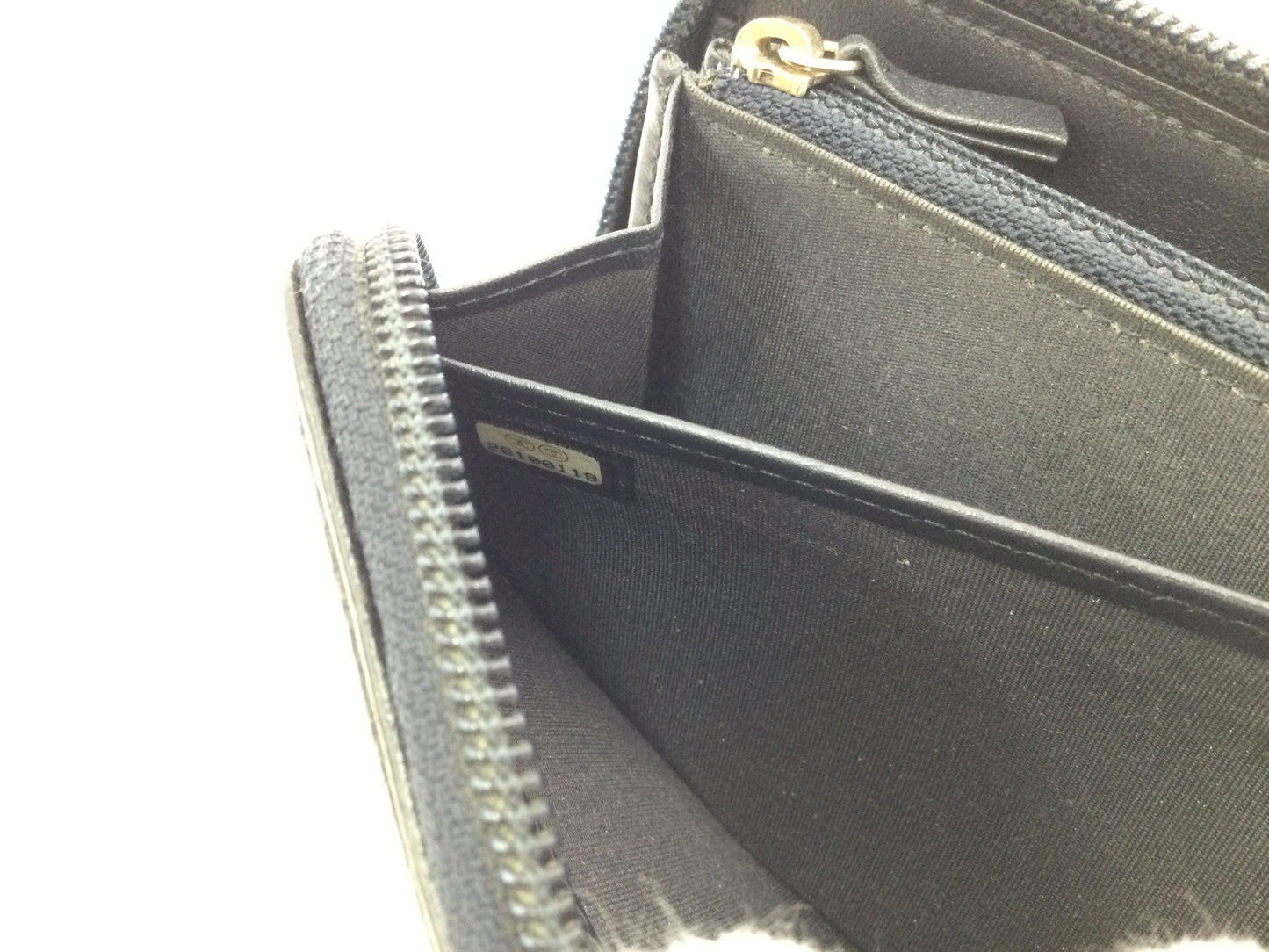 CHANEL Caviar Coco Mark Leather Black Long Wallet with Round Zipper