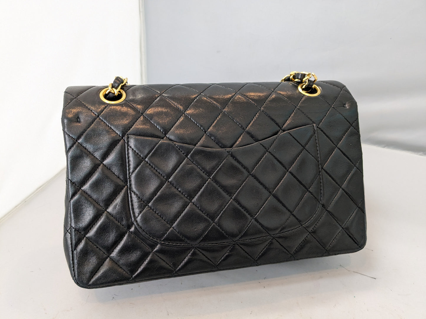 CHANEL Lamb Matelasse 25 1771268 Seal Guarantee Shoulder Bag