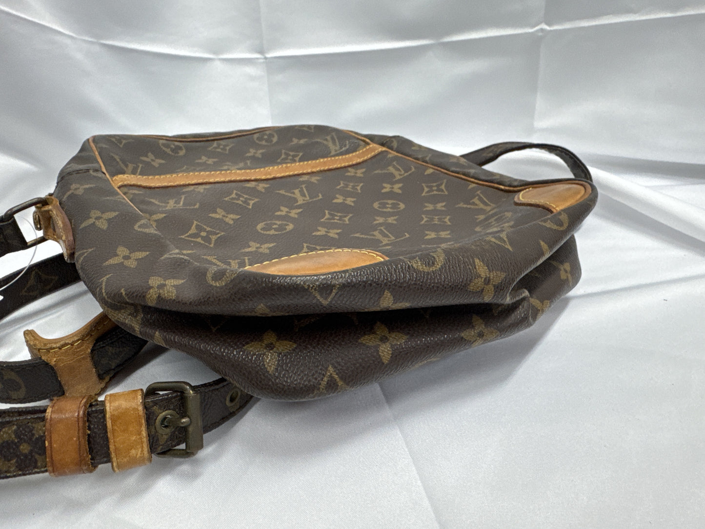 LOUIS VUITTON Danube MM Shoulder Bag