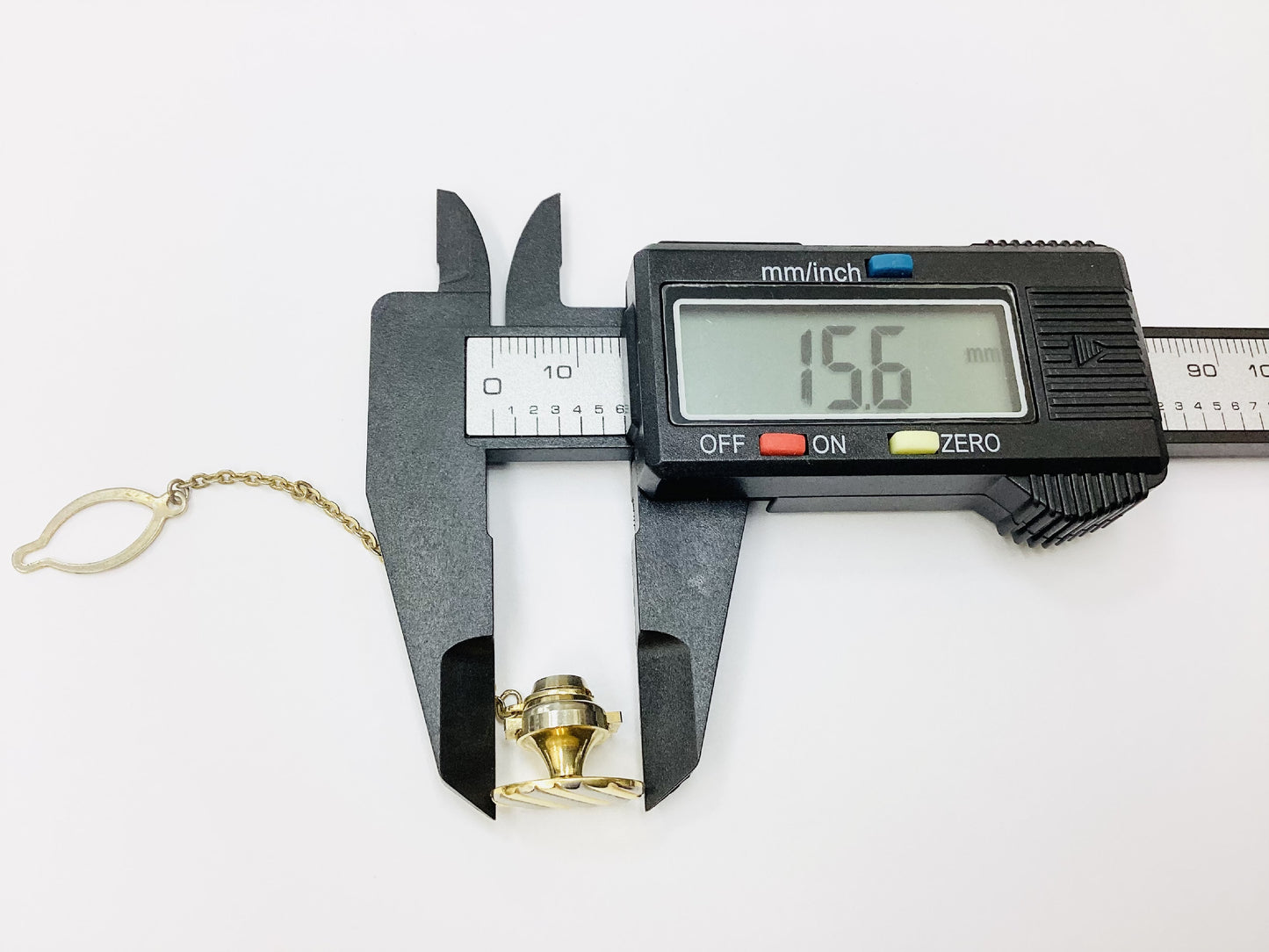 LEONARD 750 2.6g Brooch