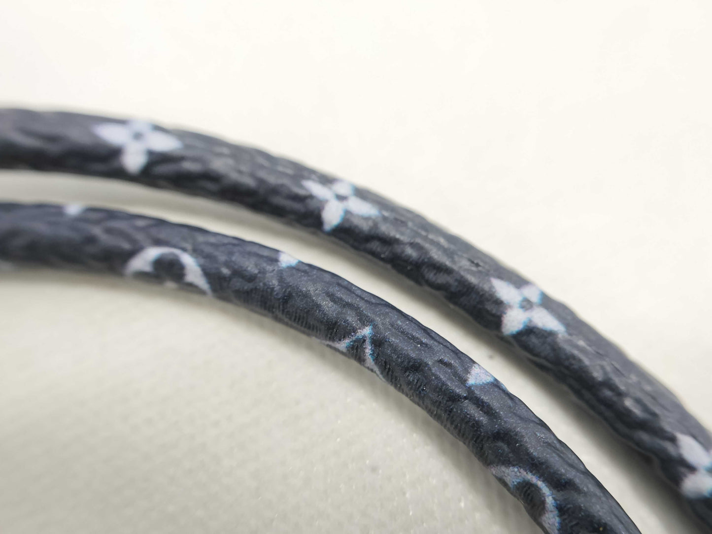 LOUIS VUITTON LV M8722E Gradient Bracelet Bracelet/Bangle
