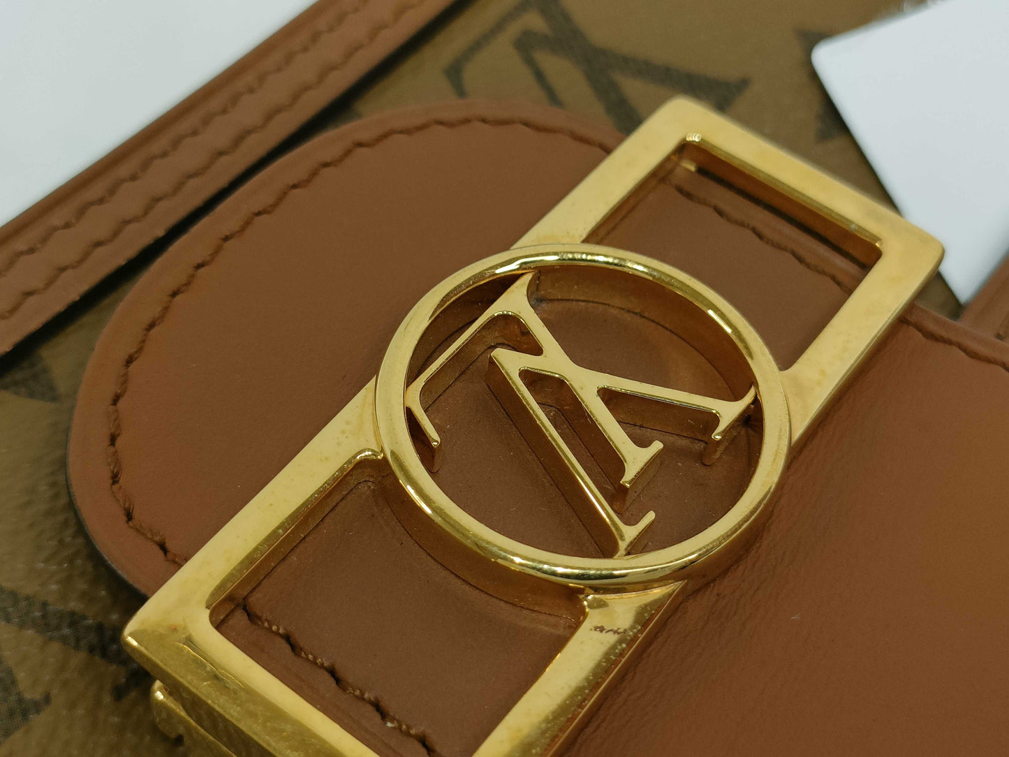 LOUIS VUITTON M 68746 Monogram LOUIS VUITTON Portefeuille Dauphine M68746 Shoulder Bag
