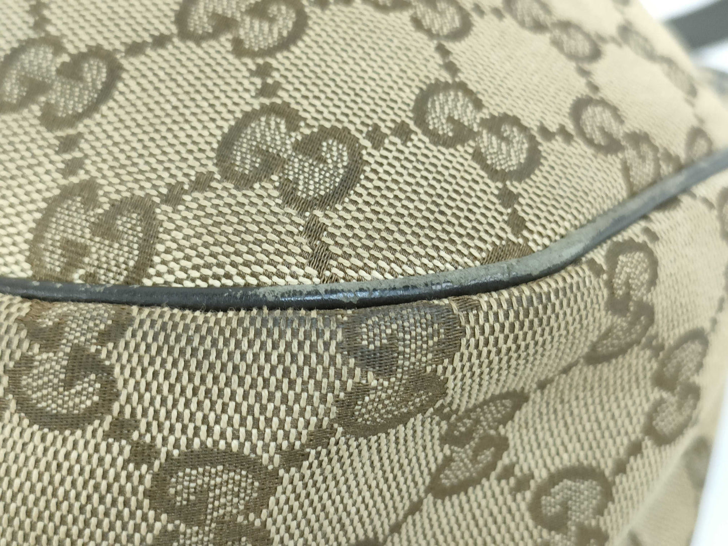 GUCCI GG Canvas GUCCI Sukey GG Canvas Shoulder Bag Shoulder Bag