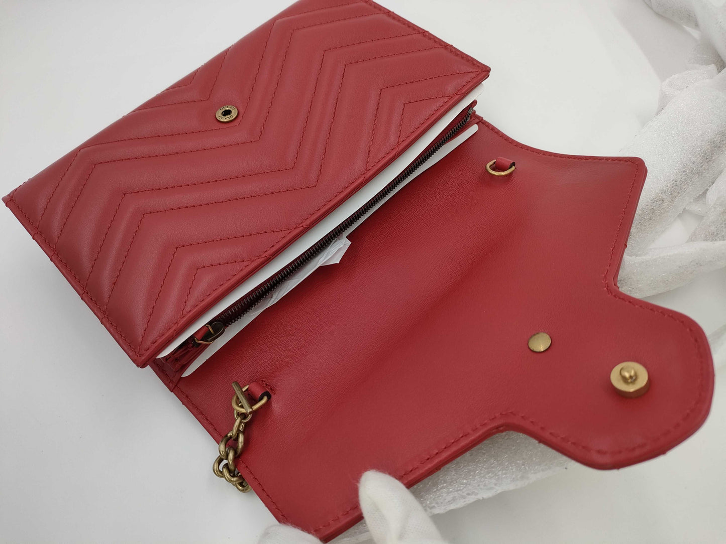 GUCCI Marmont Shoulder Bag