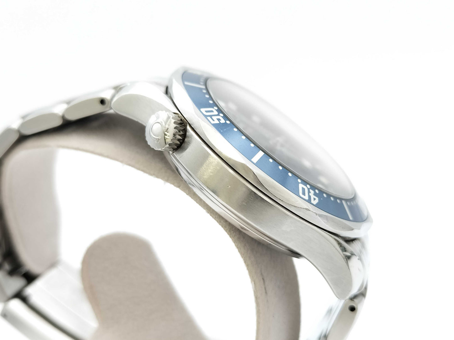 OMEGA 007 James Bond Model 2226.80 81726261 Automatic Blue Dial Men's Watch