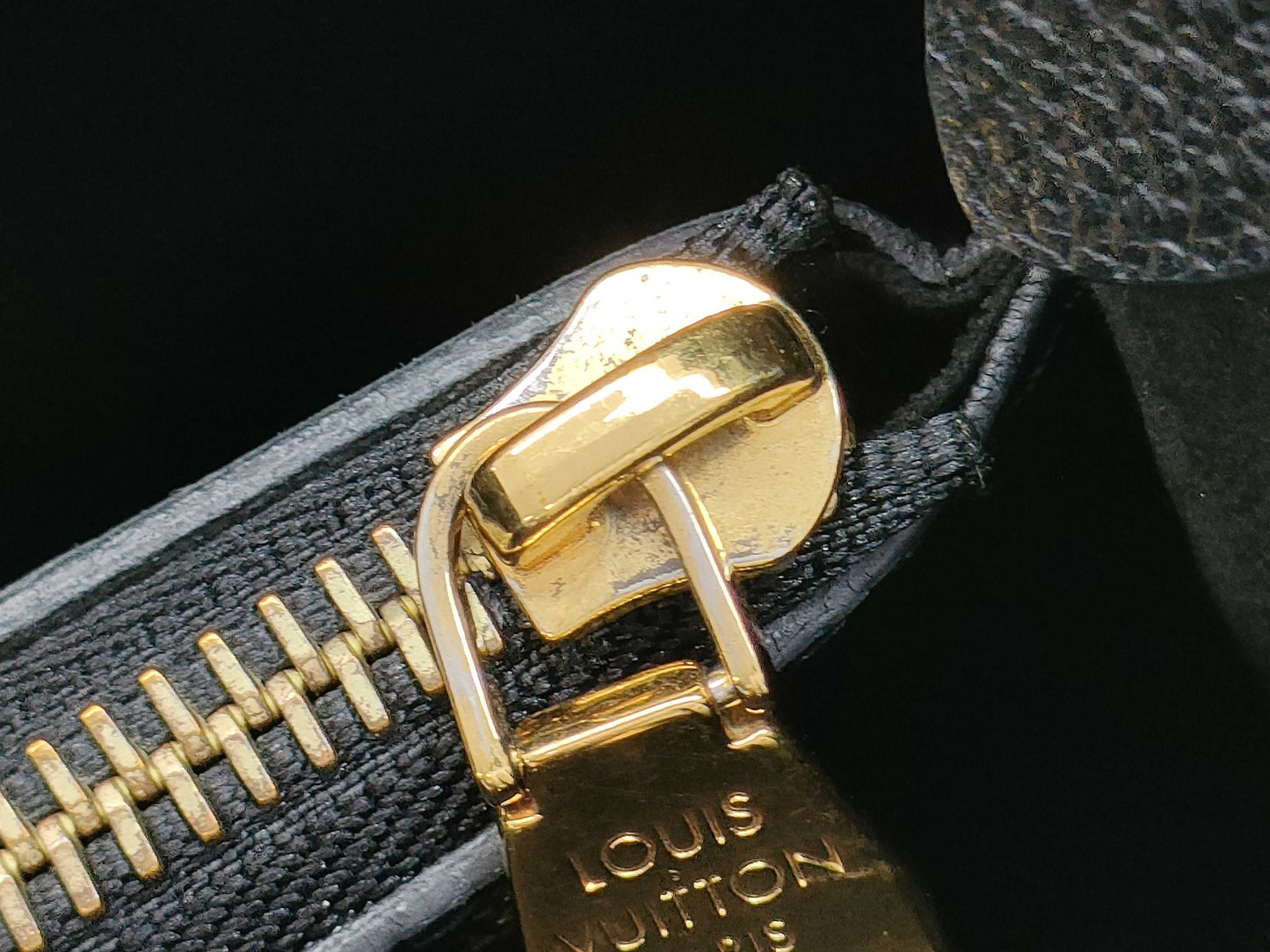 LOUIS VUITTON Monogram Empreinte M45256 NeoNoe Handbag RFID Bag