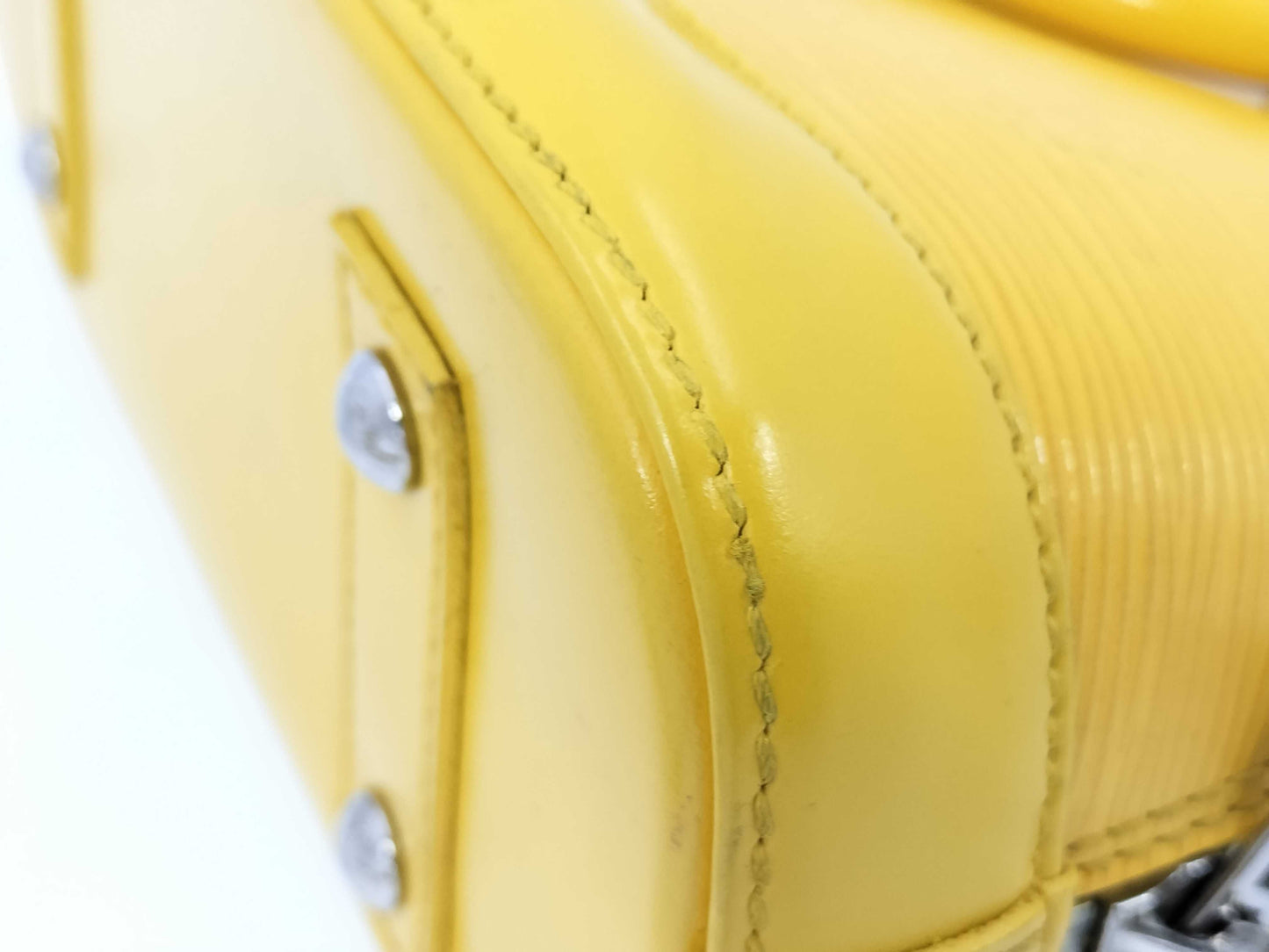 LOUIS VUITTON Louis Vuitton Alma BB Handbag
