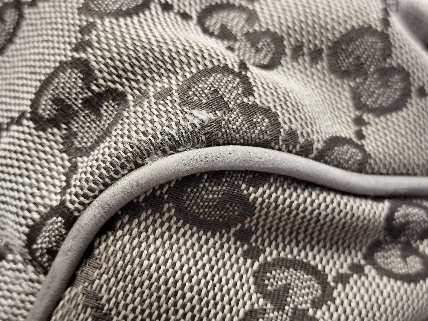 GUCCI GG Canvas Gucci Hand Shoulder Bag Shoulder Bag