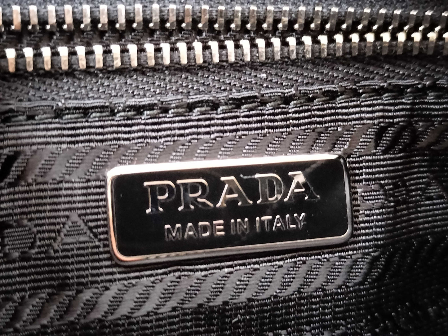PRADA PRADA Tessuto Re-Edition Mini One-Shoulder Bag Shoulder Bag