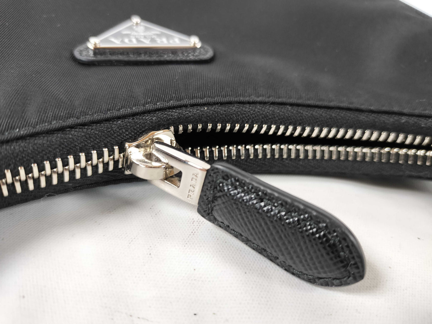 PRADA PRADA Tessuto Re-Edition Mini One-Shoulder Bag Shoulder Bag