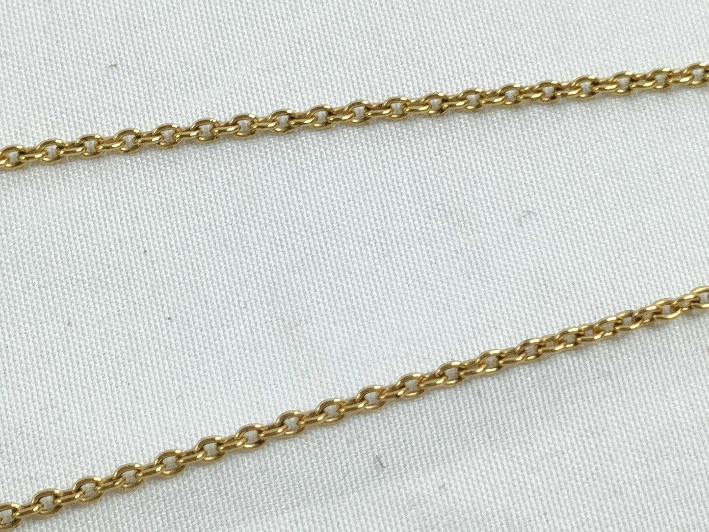 LOUIS VUITTON M61083 Vuitton Essential V Necklace M61083OB1118 Necklace