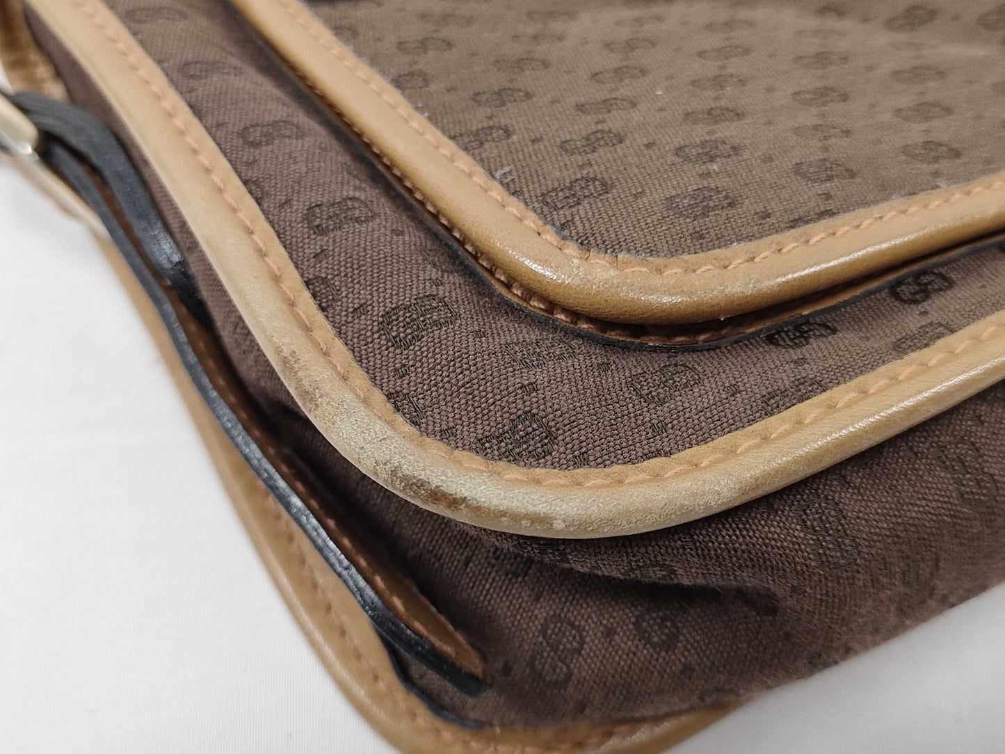 GUCCI 067 Shoulder Bag, Old Gucci Micro GG Canvas and Leather, Brown Shoulder Bag