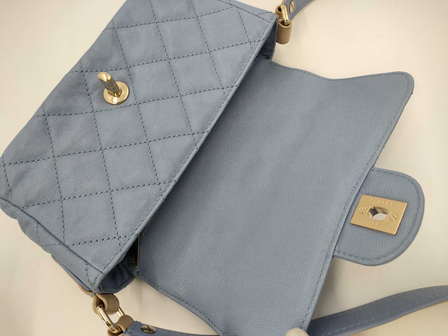 CHANEL Matelasse Shoulder Bag Shoulder Bag