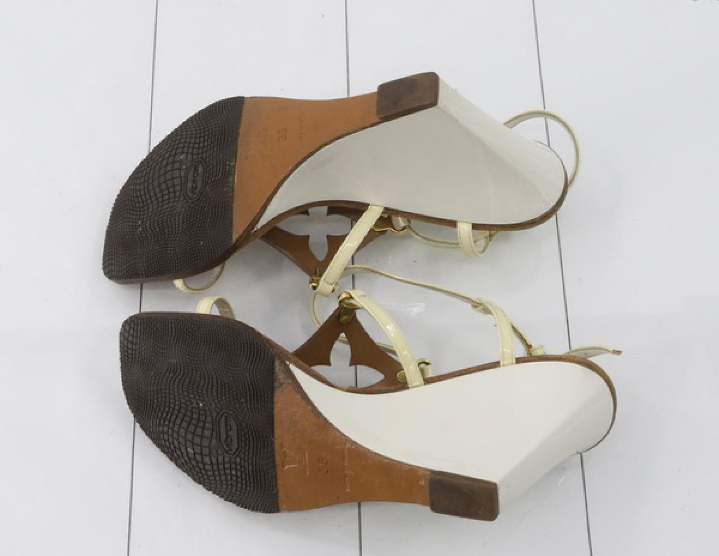 LOUIS VUITTON Monogram 35cm Sandals