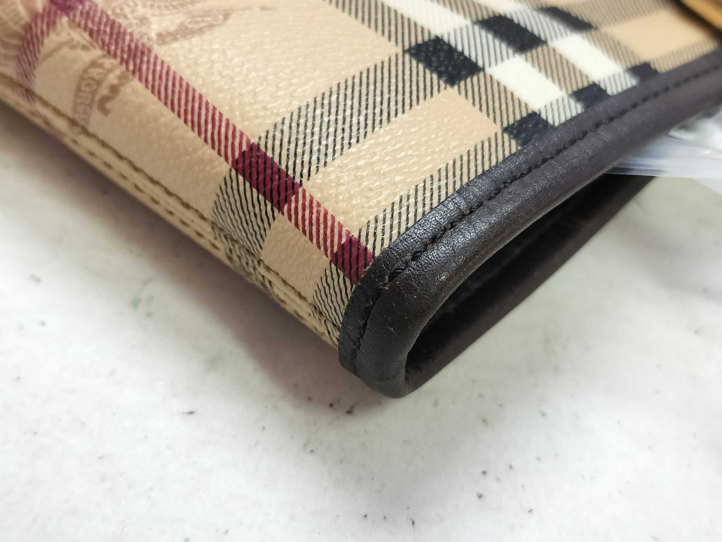 BURBERRY Shadow Horse Nova Check Tote Bag