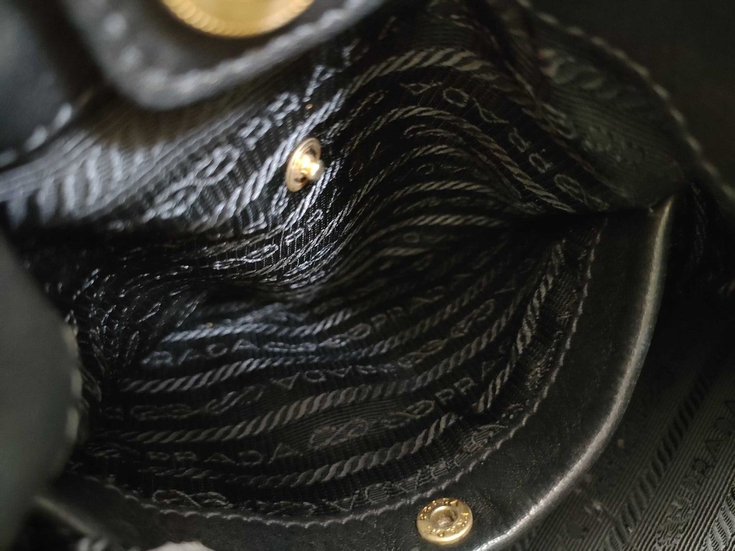 PRADA Prada One-Shoulder Leather Shoulder Bag