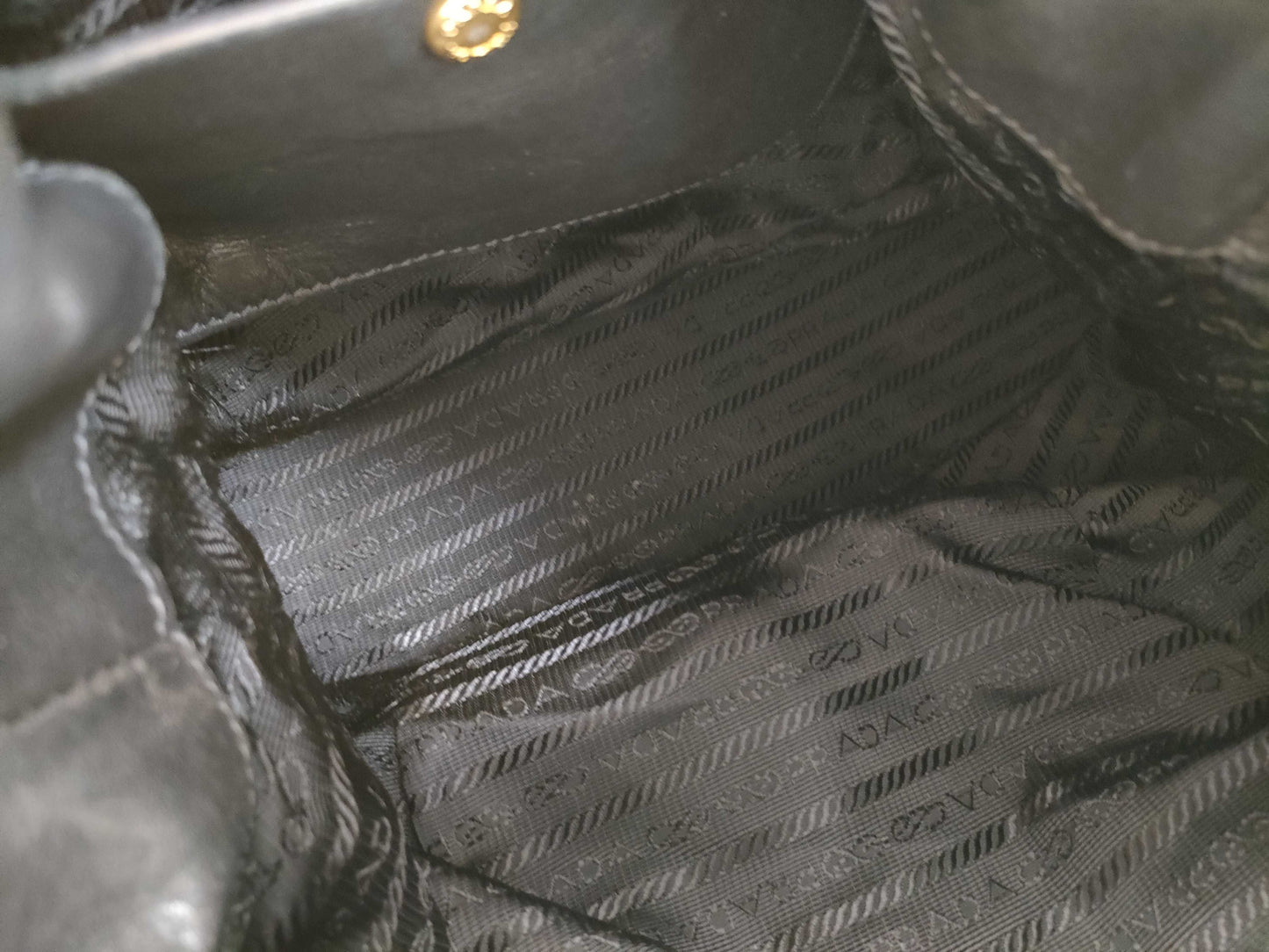 PRADA Prada One-Shoulder Leather Shoulder Bag