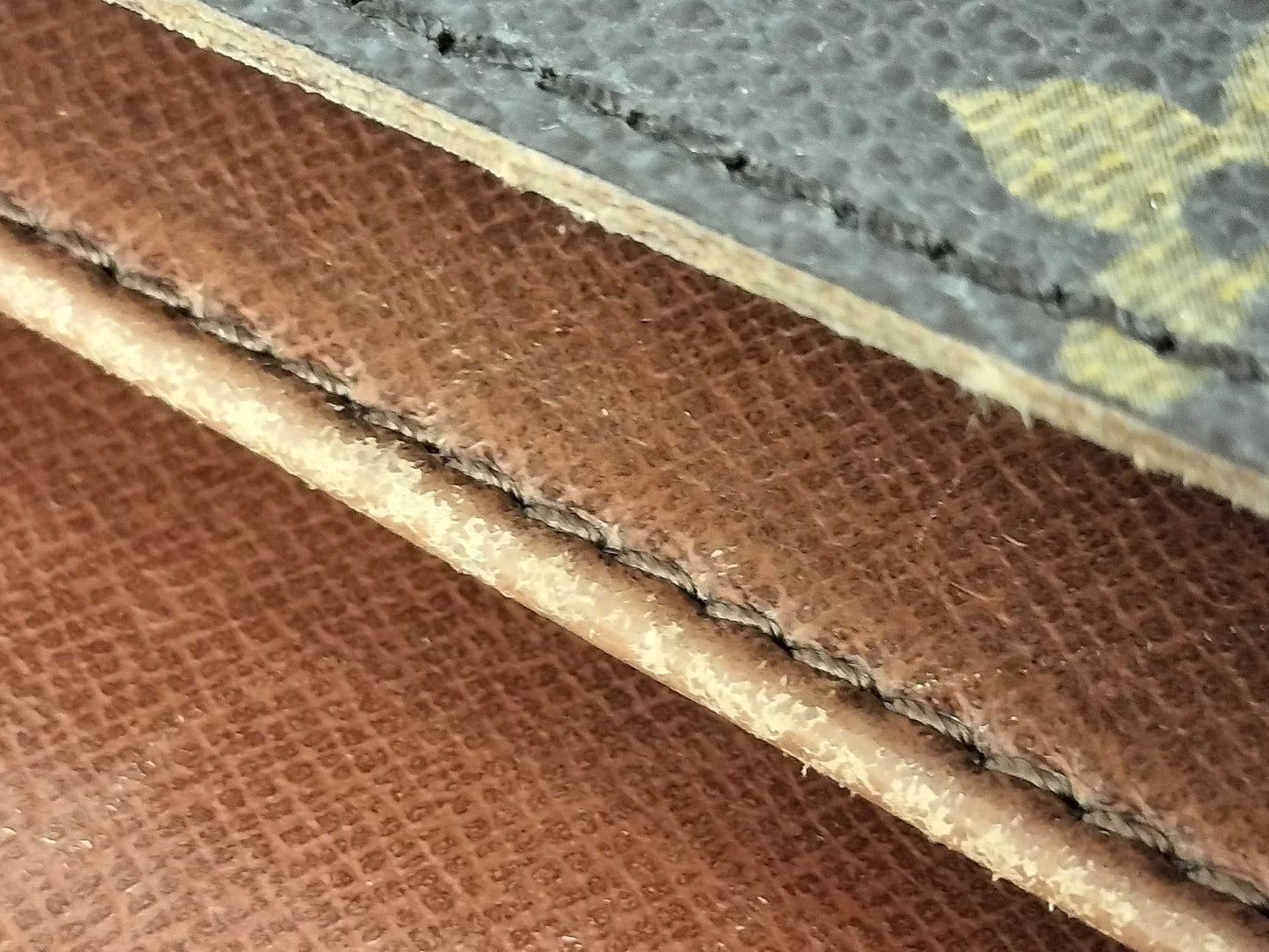 LOUIS VUITTON M51252 Monogram Vuitton Cartouchiere GM M51252 Shoulder Bag