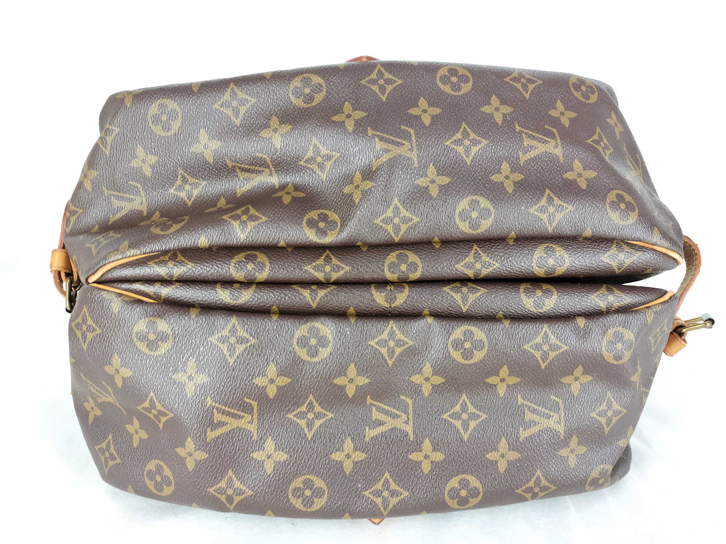 LOUIS VUITTON M42254 Monogram Louis Vuitton Saumur 35 M42254 Shoulder Bag