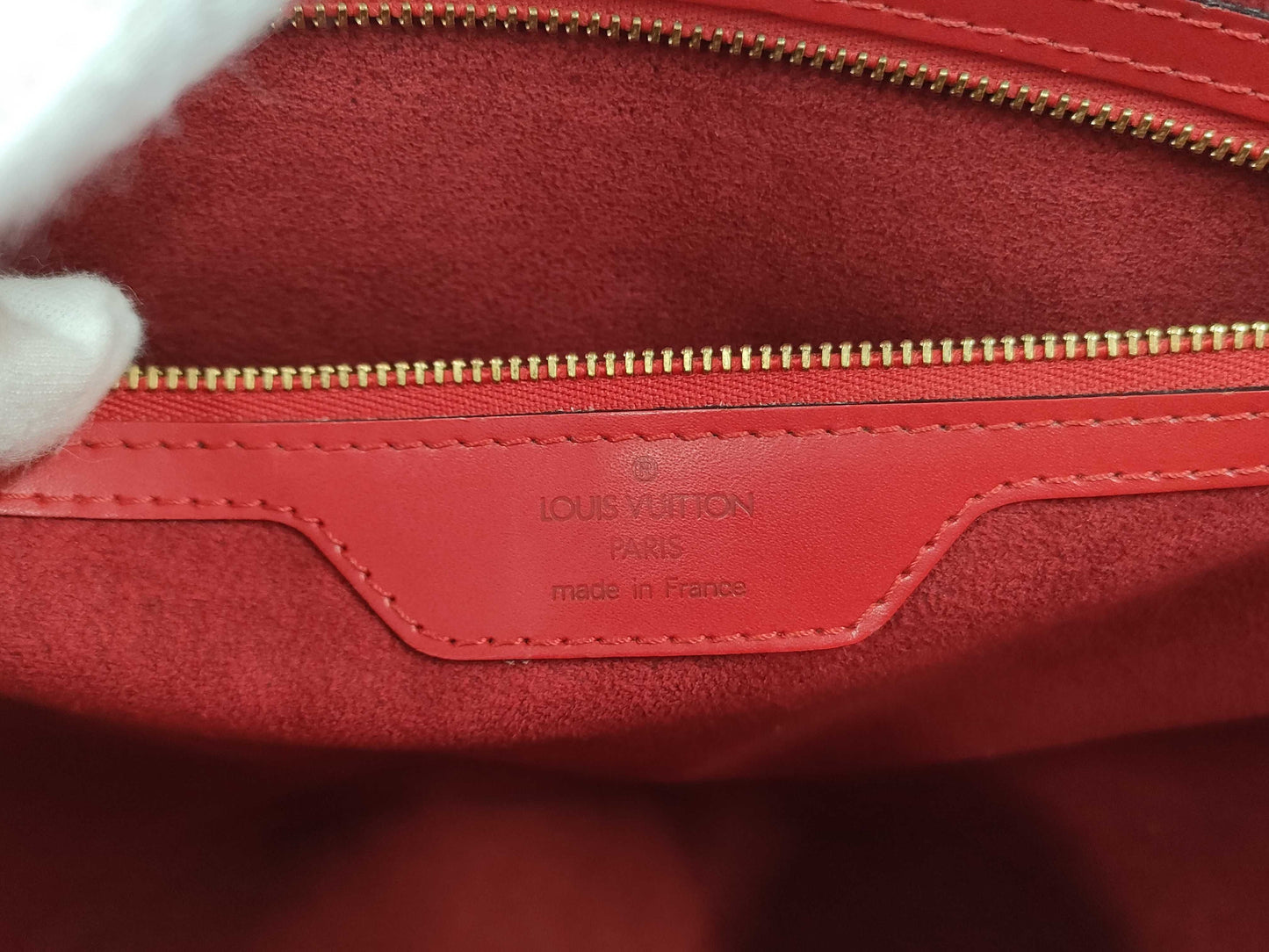 LOUIS VUITTON Epi Shoulder Bag