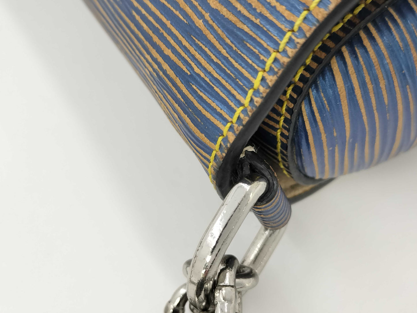 LOUIS VUITTON Twist Shoulder Bag