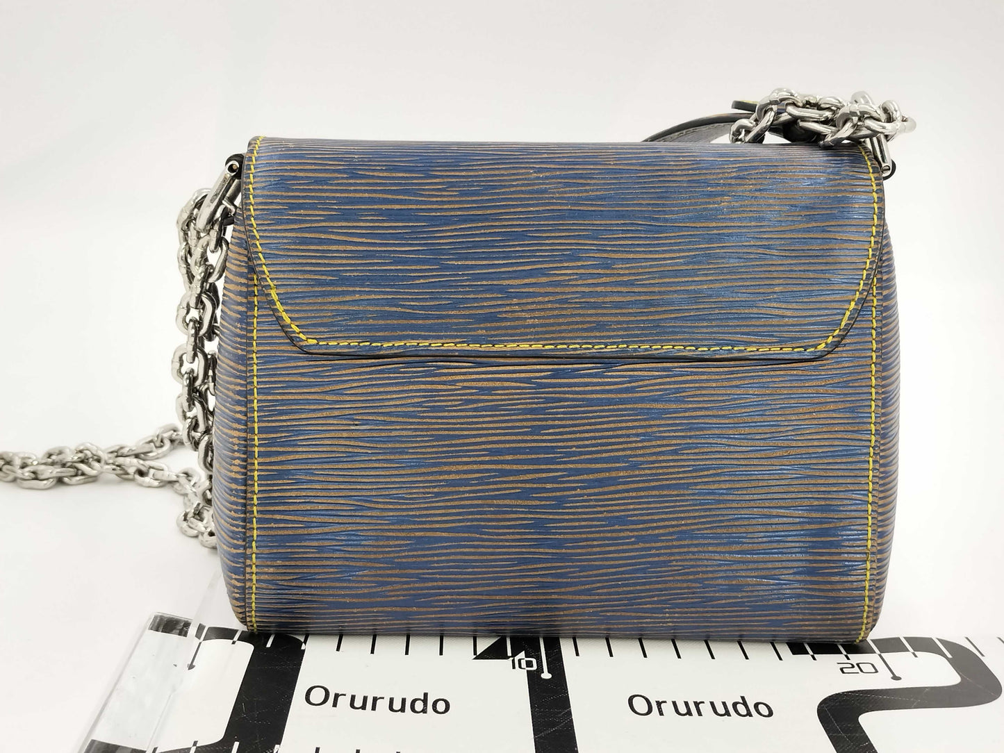 LOUIS VUITTON Twist Shoulder Bag