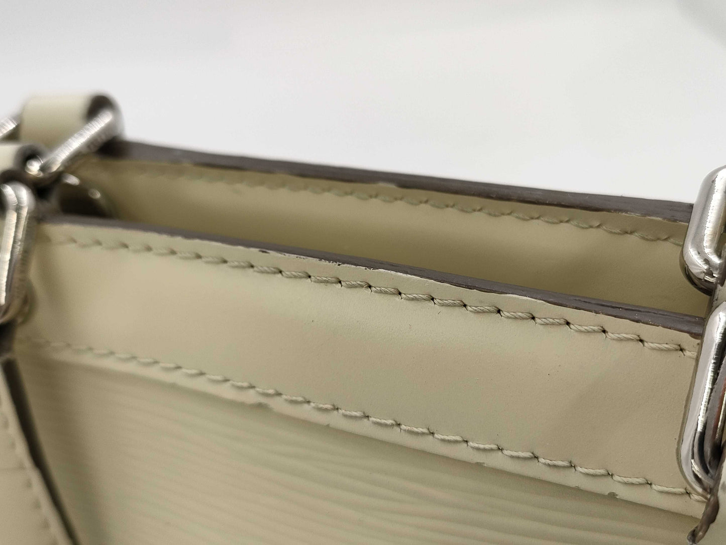 LOUIS VUITTON Epi Handbag