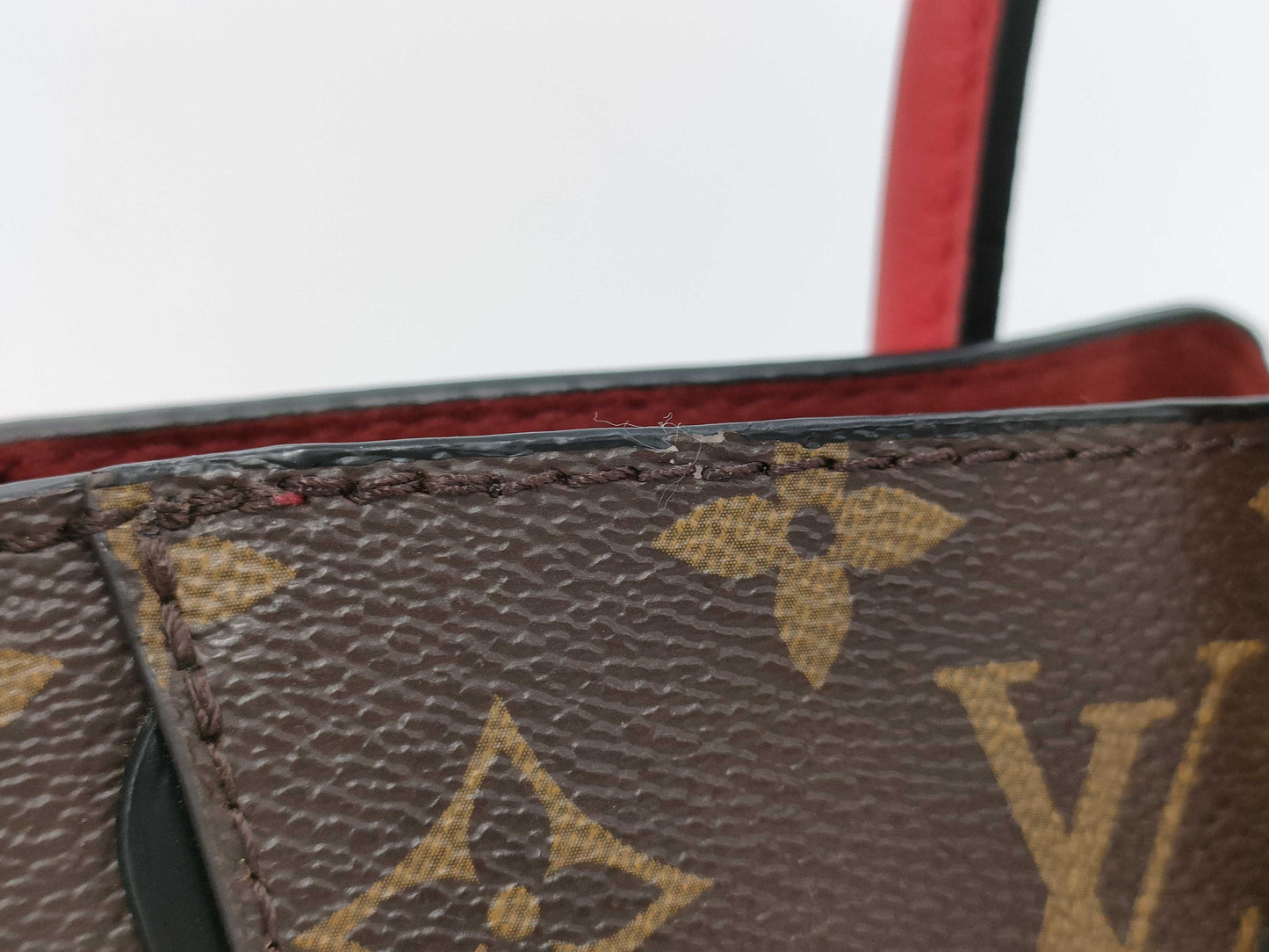 LOUIS VUITTON Louis Vuitton Monogram Handbag