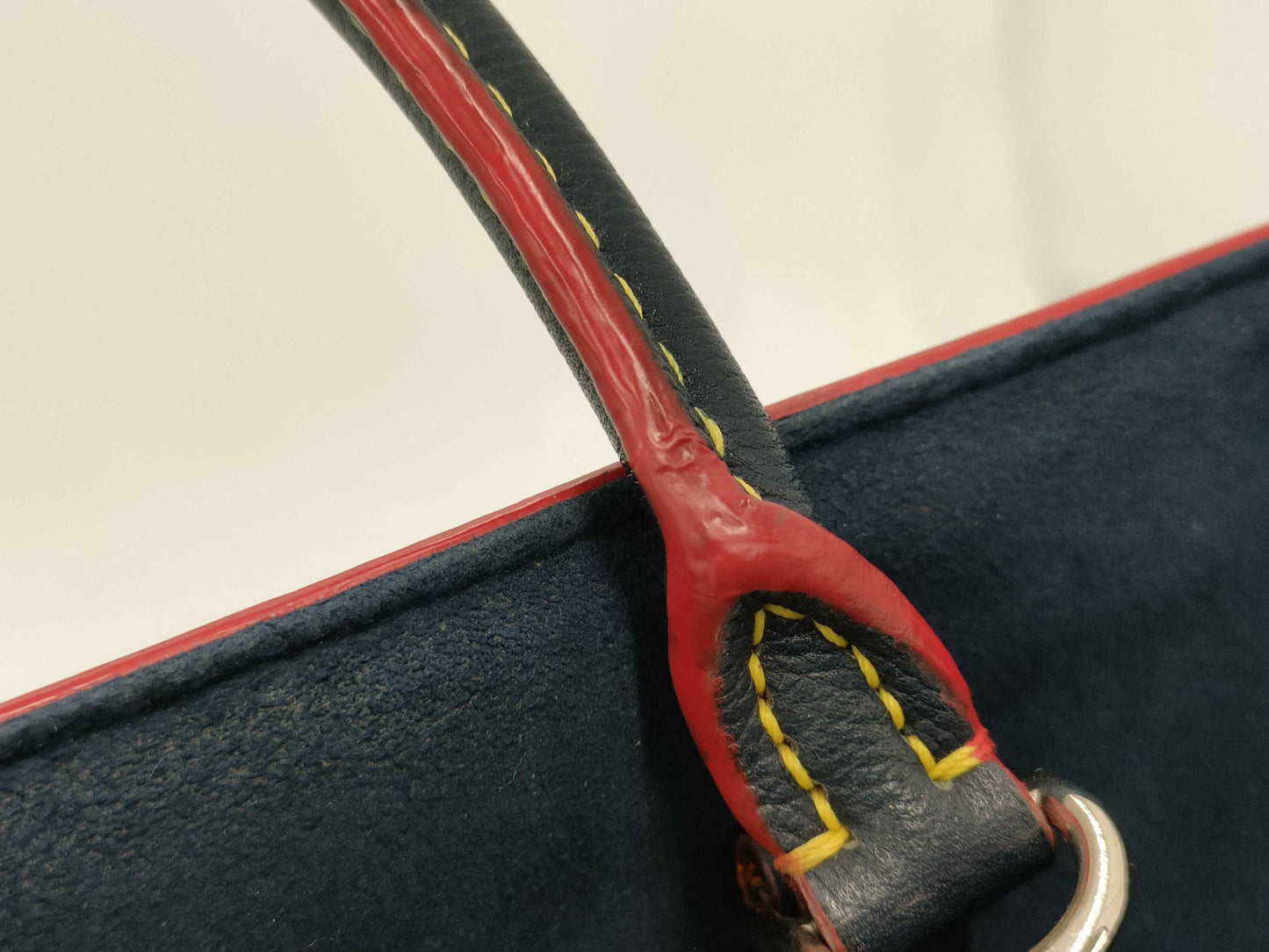 LOUIS VUITTON Epi Twist Tote M54980 Bag