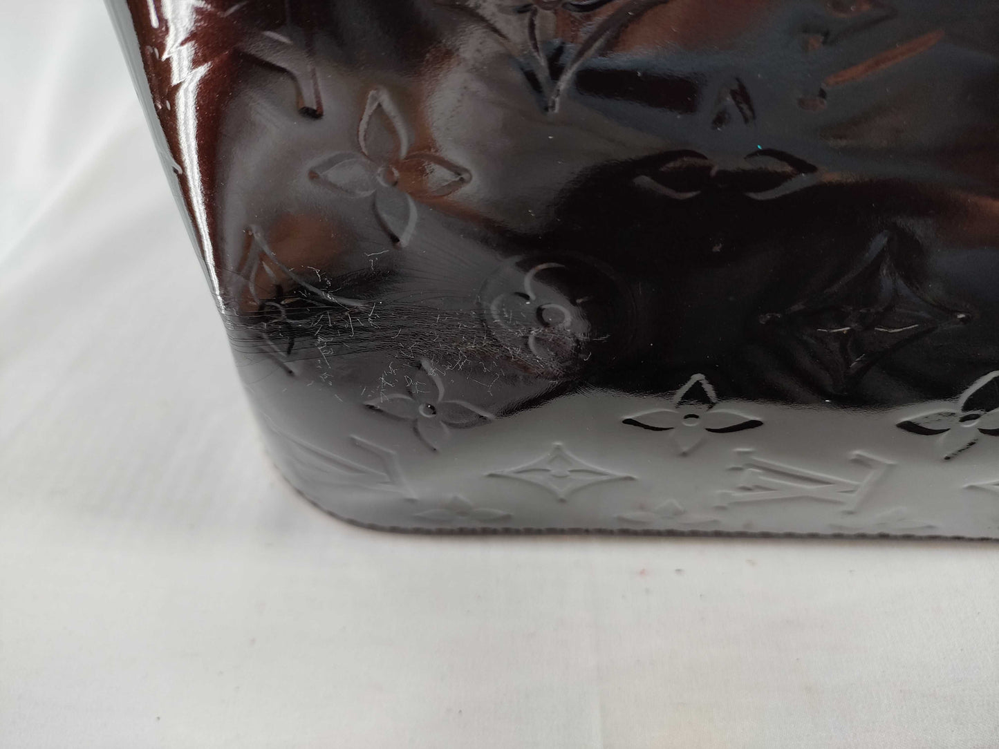 LOUIS VUITTON Vernis PH - Louis Vuitton Amarante Monogram Vernis Summit Handbag 29cm