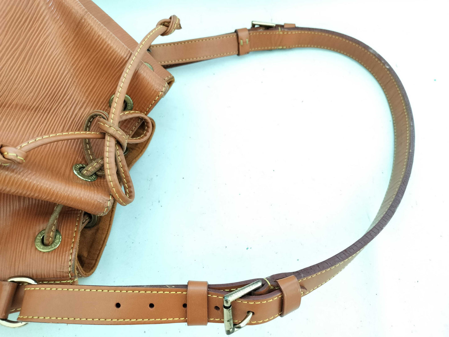 LOUIS VUITTON M44108 Epi Petit Noe Brown Shoulder Bag