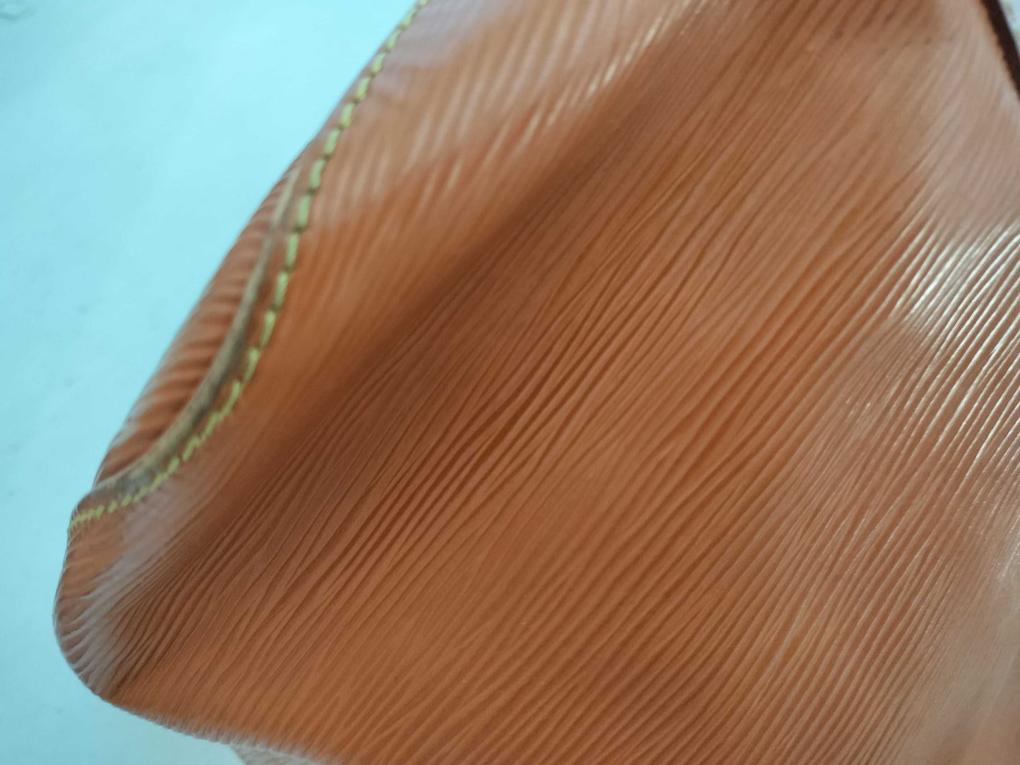 LOUIS VUITTON M44108 Epi Petit Noe Brown Shoulder Bag