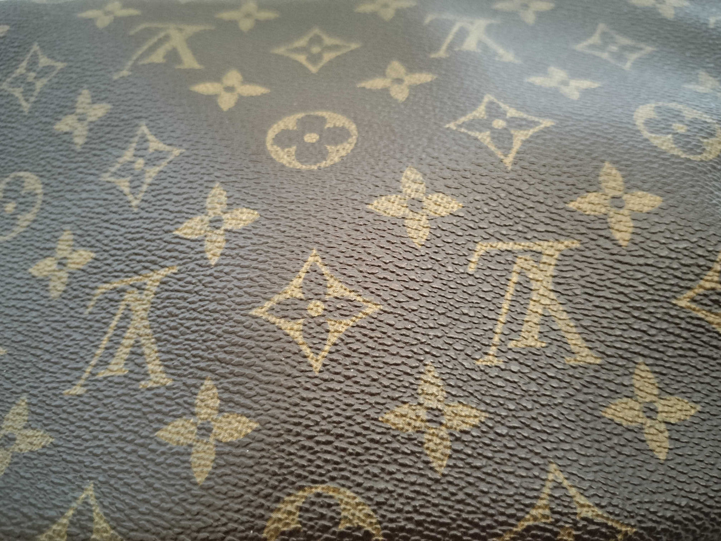 LOUIS VUITTON M47522 Monogram True Toilet M47522 Brown Pouch