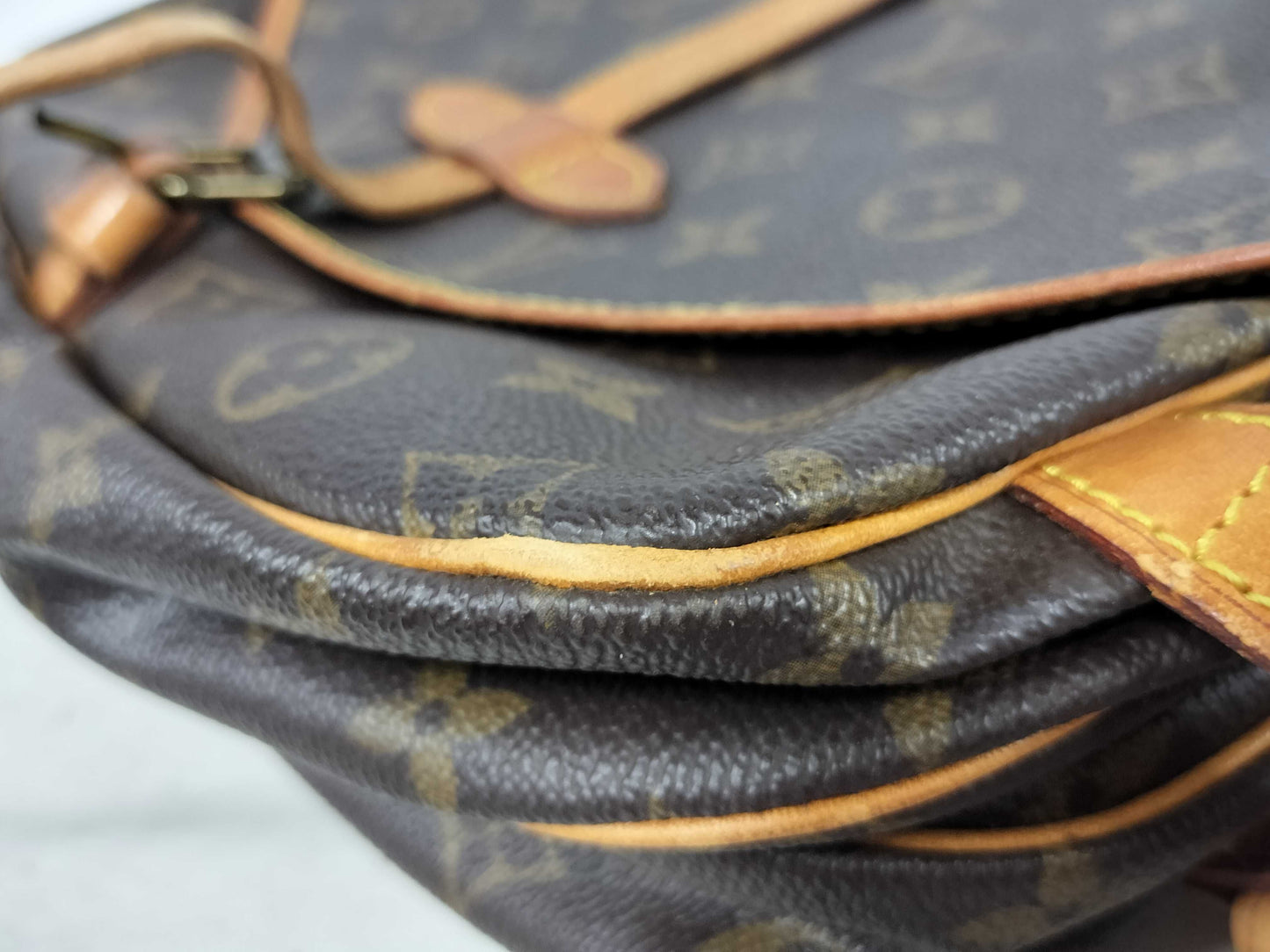 LOUIS VUITTON M42254 Monogram Saumur 35 M42254 VI883 Shoulder Bag